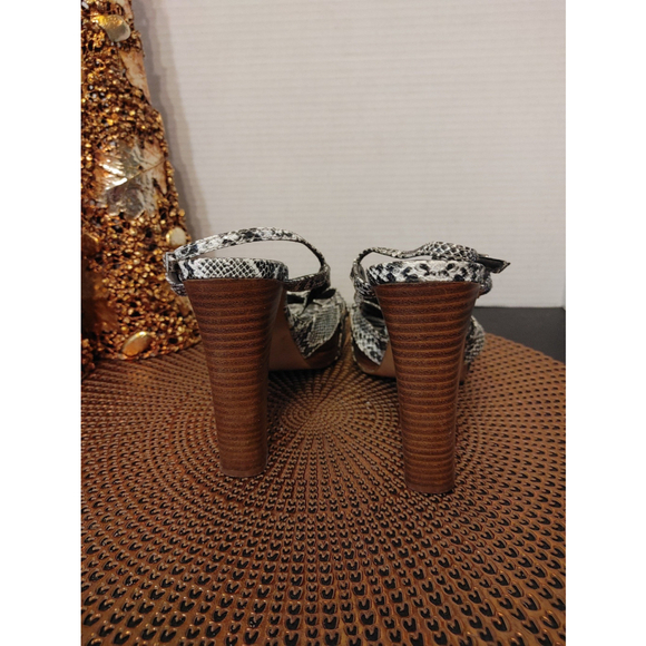 Colin Stuart Heels Size 11M - Picture 4 of 4